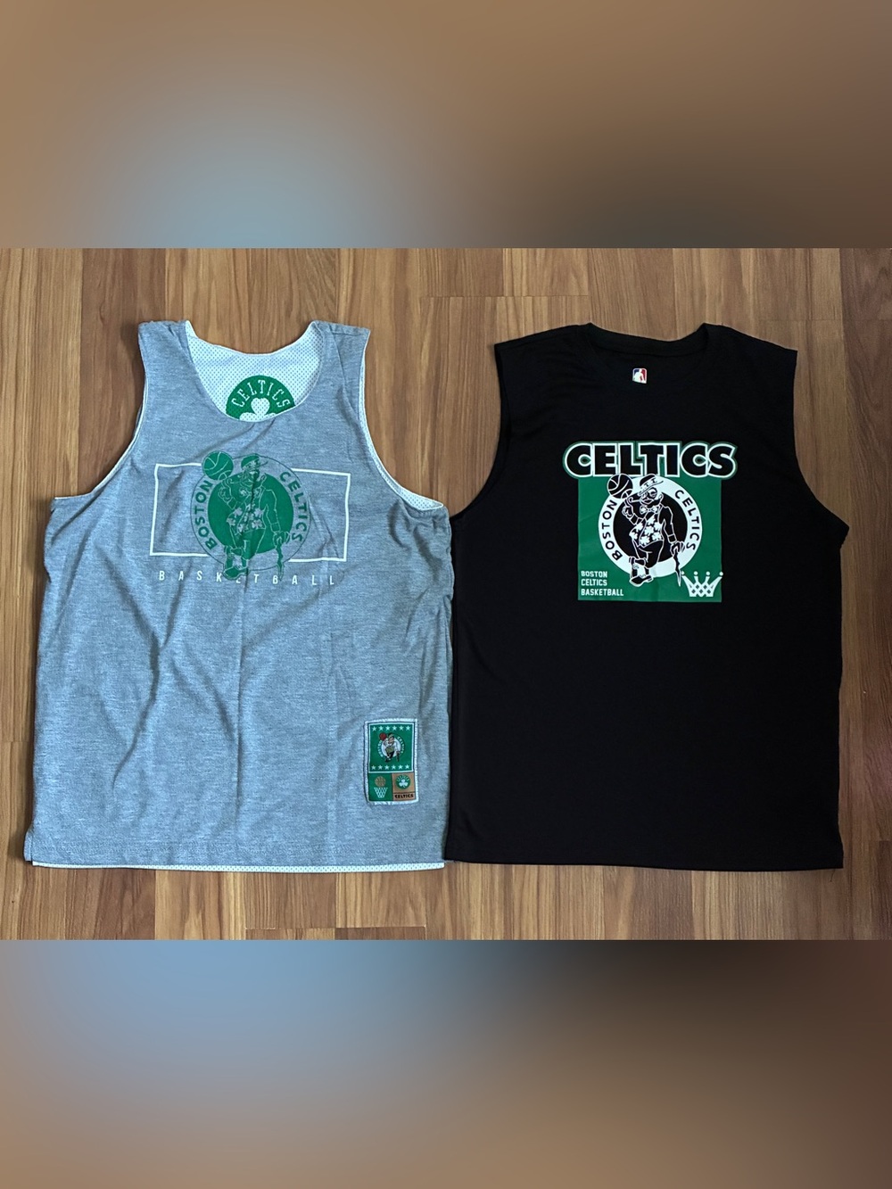 Boston Celtics Tank Top Bundle Starter
Reversible Black Sleeveless Shirt L 14-16
